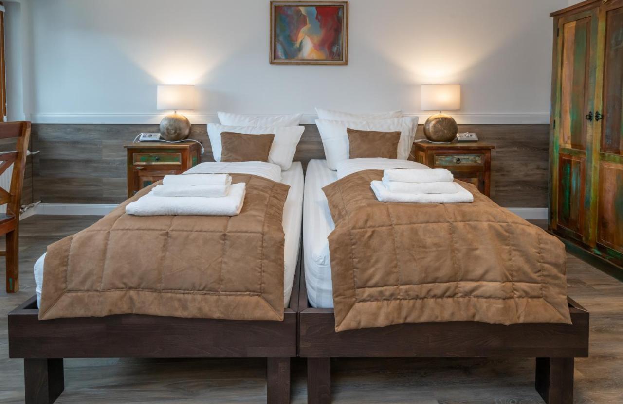 Risa Hotels - Landgasthaus Zum Kreuz Gaggenau Exteriér fotografie