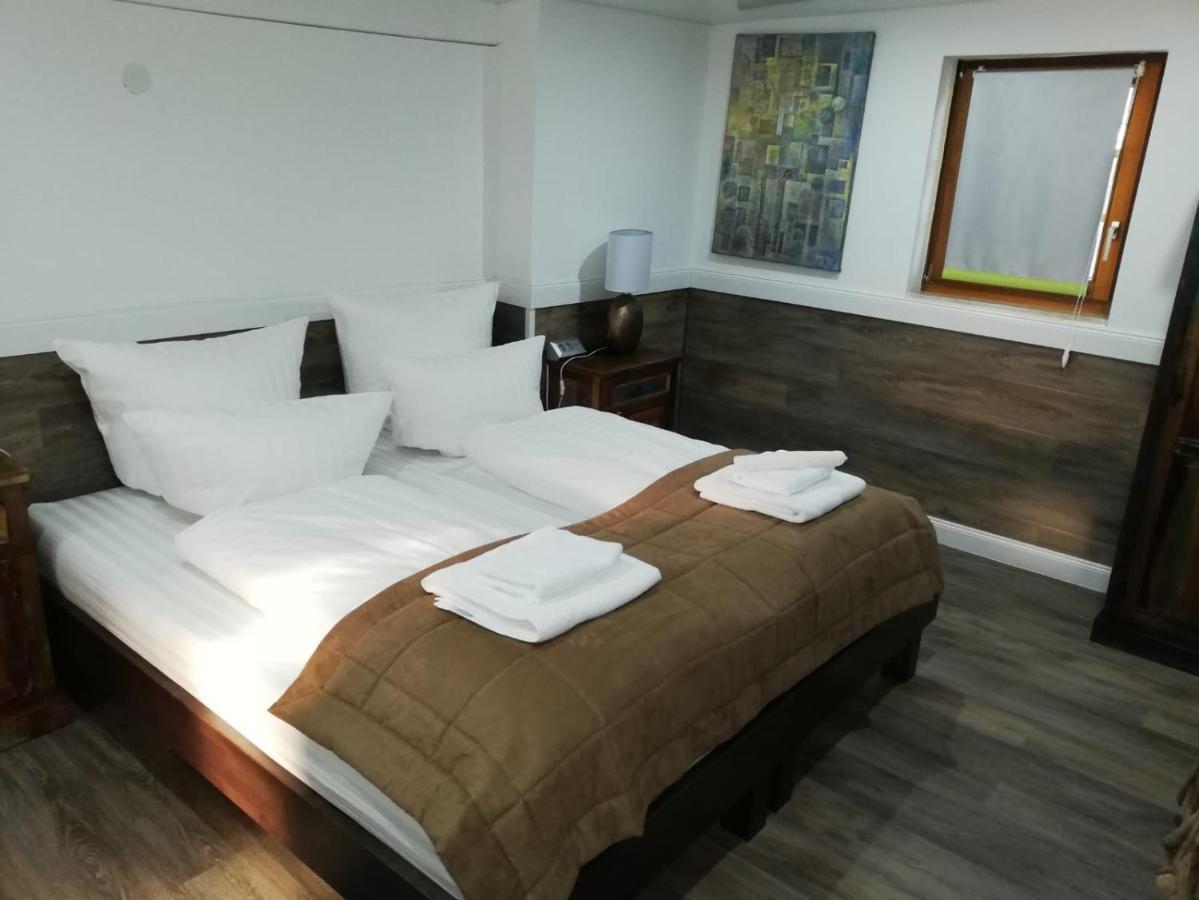 Risa Hotels - Landgasthaus Zum Kreuz Gaggenau Exteriér fotografie